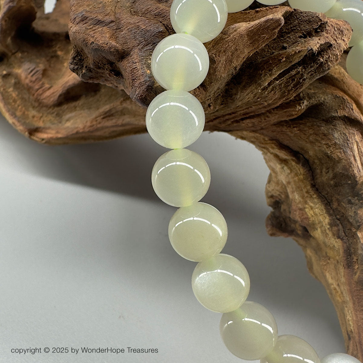 Green Moonstone (9mm)