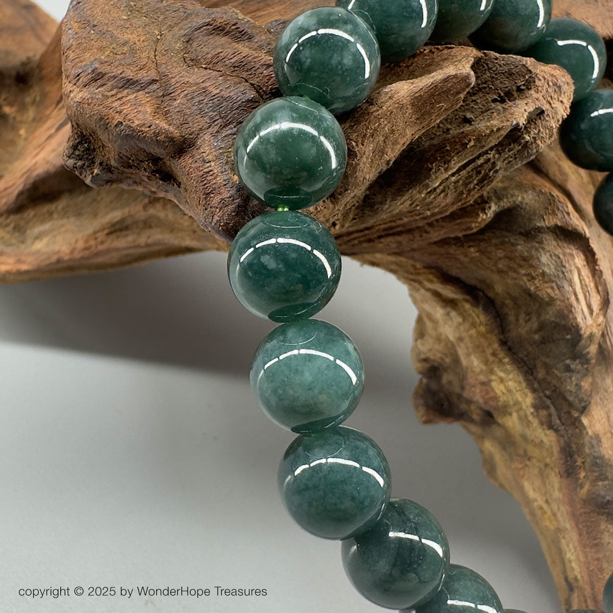 Fei Cui / Jadeite Jade (10mm)