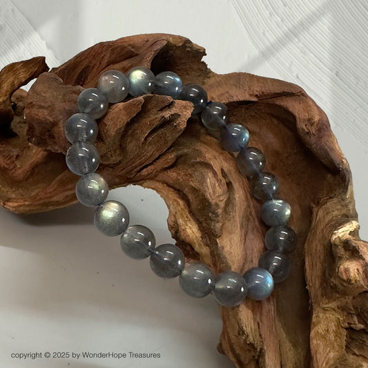 Rainbow Sheen Labradorite (9mm)